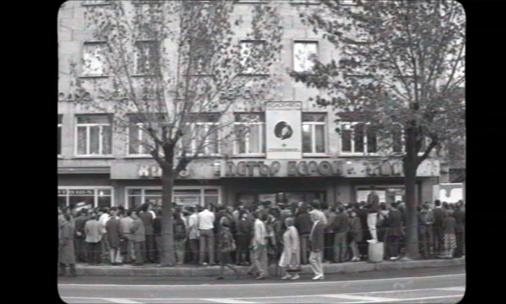 GROUP OF CITIZENS (Q&A)